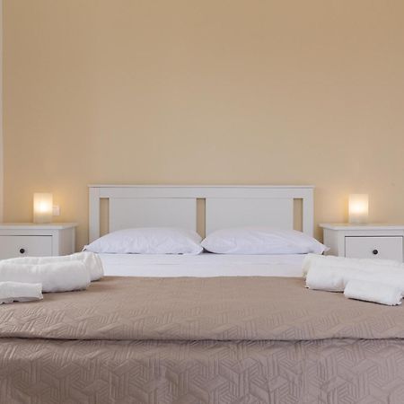 Al Corso Apartments โนโต ภายนอก รูปภาพ